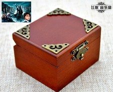 Vintage Square Wind Up Music Box : Harry Potter Hedwig's Theme 