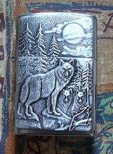 ANIMALS TIMBERWOLVES ZIPPO LIGHTER FREE P&P FREE FLINTS