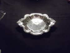 VINTAGE WAKEFIELD SILVER PLATE SERVING TRAY