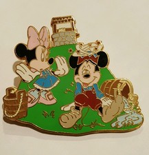 DisneyShopping.com - LE900 Nursery Rhymes Mystery Pin Set (Mickey & Minnie Only)