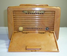Vintage Tele-Tone Model 152 CH=W Tube Radio. 1948. Untested