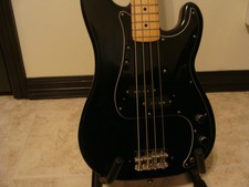 1977-78 VINTAGE FENDER PRECISION BASS