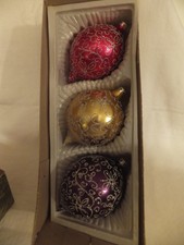 3 Vintage  Hand Decorated Glass Christmas Tree Ornaments Made In Romania 