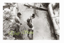 VINTAGE 1940's PHOTO NUDE SOLDIERS BATHE IN HAWAIIAN STREAM GAY INTEREST 1